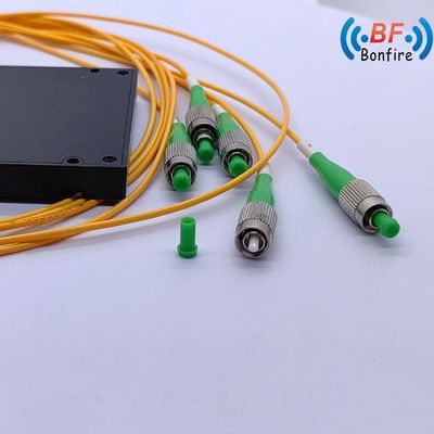 1*4 シングルモード PLC スプリッター 0.500kg パッケージサイズ 25.00cm * 20.00cm * 10.00cm