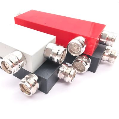 5dB 空気方向空洞カップラー 698-3800MHz 4.3-10 F DAS IBS 必要に応じて適しています