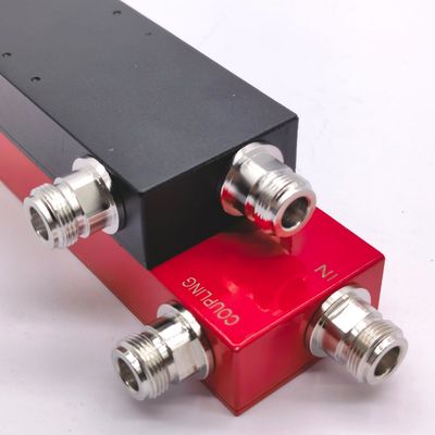 7dB 10dB 12dB Ibs/Das 698-3800MHz N F の全体的なプロジェクト提供のためのビルディング方向性カップラー