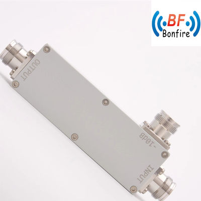 617-4000MHz 10dB 20dB 30dB 室内・室外 IP65 用のRF方向結合器 4.3-10F