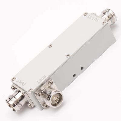 617-4000MHz 10dB 20dB 30dB 室内・室外 IP65 用のRF方向結合器 4.3-10F