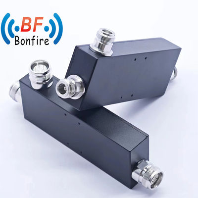 4.3-10 F RFコネクタ 3dB 空気反応方向結合器 617-4000MHz 小サイズ
