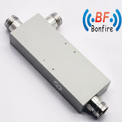 20W N 女性双方向カップラー 1.5GHz-4.5GHz周波数 カスタマイズされた色