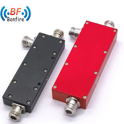 10dB 698MHz-3800MHz 低挿入損失と300Wの結合度を持つ空洞方向性カップラー