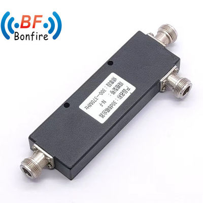 300W 1.47dB 損失空洞 RF方向結合器 698MHz-3800MHz の 7dB 結合度