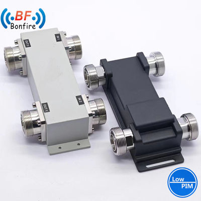 698-3800MHz 室内/室外 IP65 対応の2方向 RF ハイブリッド コンビナー/ハイブリッド カップラー