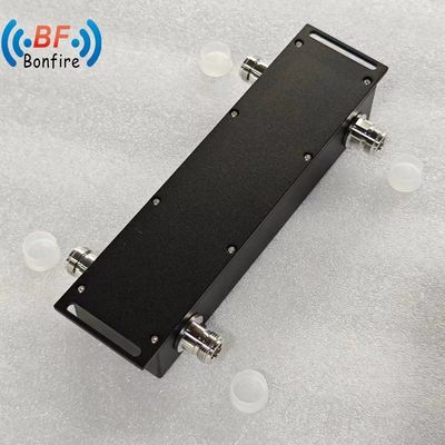 698-3800MHz RF ハイブリッドカップラー 2X2 ハイブリッド コンビナー N 4.3-10 DIN 信号用コネクタ