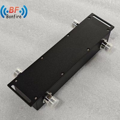 2/4 イン 2/4 アウト RF ハイブリッド コンビナー デュプレックス ハイブリッド カップラー N-女性 698-3800MHz 低ピム