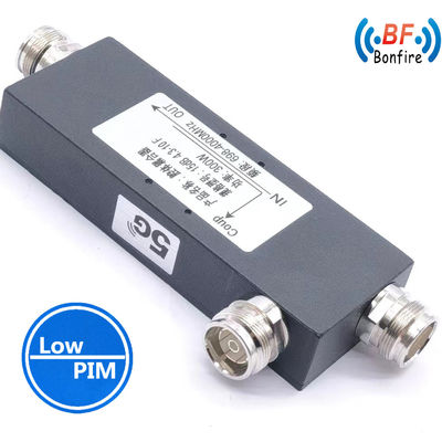 698-4000MHz 低ピム -160dbc IP65 N 女性方向性カップラーインターフェイス N-F グレー/赤