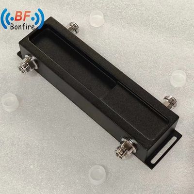 2イン 2アウト コンビナー N-女性 RF 低ピム 698-3800MHz パッケージ 総重量 2,000kg