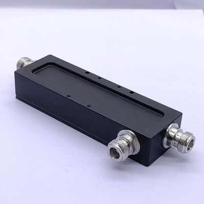 698-2700MHz 8dB RF カップラー DAS/IBS パッケージ サイズ 10.00cm * 20.00cm * 10.00cm