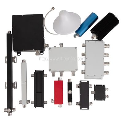 698-2700MHz 8dB RF カップラー DAS/IBS パッケージ サイズ 10.00cm * 20.00cm * 10.00cm