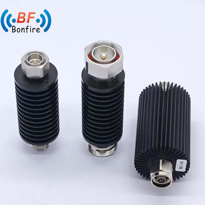 SMA型 DC-3800MHz 5W 50 Ohm RF コアシアル室内/室外 IP65 調整可能な減声器