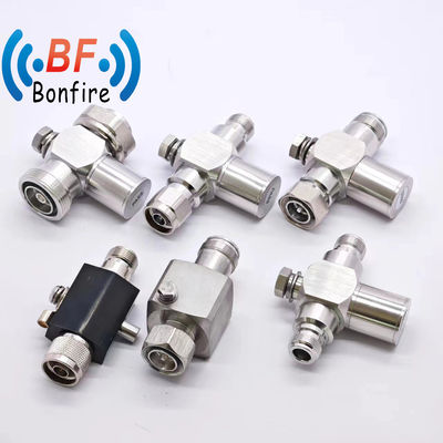 室内・室外 IP65 698-3800MHz RF 3G SMA コネクタ N-M から N-F オーバージェス防護装置