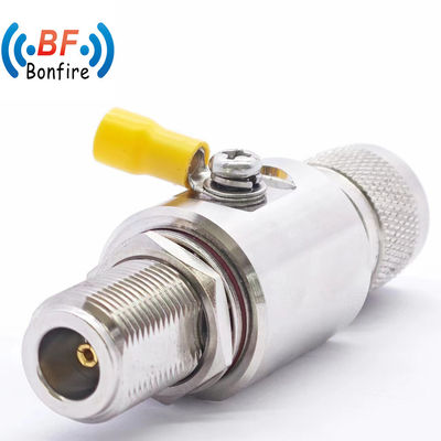 RF ダブル女性ケーブル接続器 シルバー付SMA ジャックからN ジャック 隔壁 雷検 超電圧保護 698-3800MHz