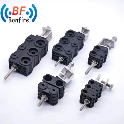 KXK-XXXXX 3/8 インチのフィッダークランプとプラスチック用LMR400ケーブル装置