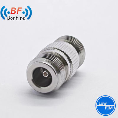 1/4 ケーブル RF コンネクタ 男性 N タイプ 挿入損失 dB 0.25 耐久性 500 サイクル以上