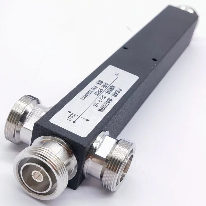 ウルトラワイドバンド 2/3/4 Way Low Pim 反応性高電源スプリッタ 698-3800MHz DIN F