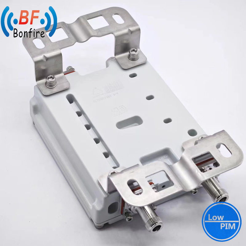 1710-2170MHz 2300-2690MHz マイクロ波ディプレクサー RF低ピムデュプレクサー コンビナー 7/16DIN 女性