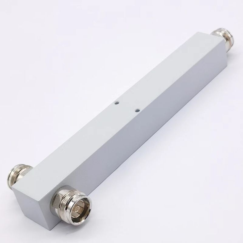 ウルトラワイドバンド 2 Way Low Pim Reactive High Power Splitter 698-4200MHz 4.3-10f Ibs/Das について
