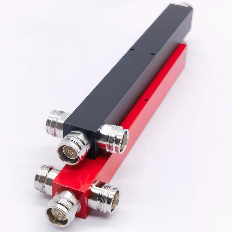 4.3-10 F DAS IBS 350-3800MHz 室内・室外 IP65 用の3方向反応電源分割器