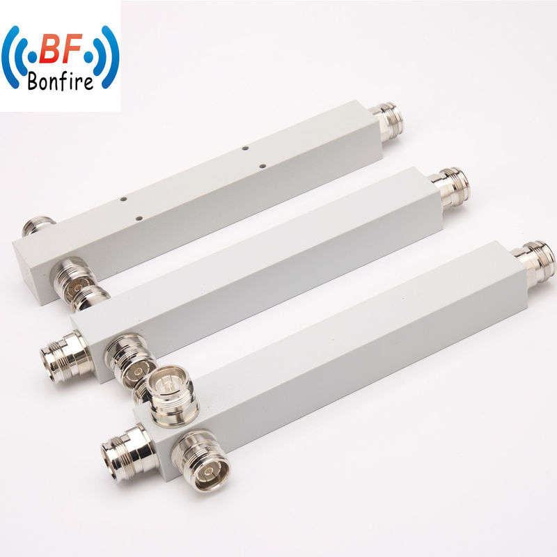 4.3-10 F グレー/赤/黒/カスタマイズ 698-4200MHz 2/3/4 建物内のパルスパワーディバイダー