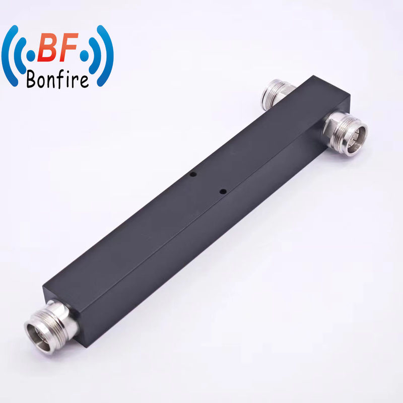 4.3-10 F インターフェイス 広域帯域 698-4200MHz Pim-160dbc IP67用のRF 消極電源分割器