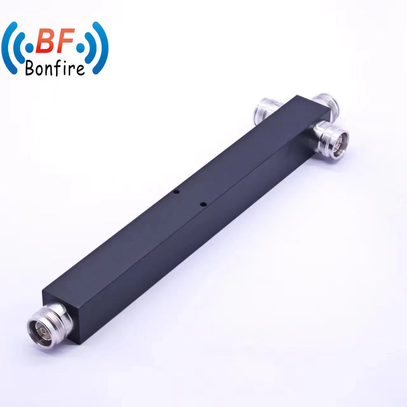 レッド 698-4200MHz -160dbc IP65 4.3-10 女性空洞 3 Way パワースプリッター Ibs と Das