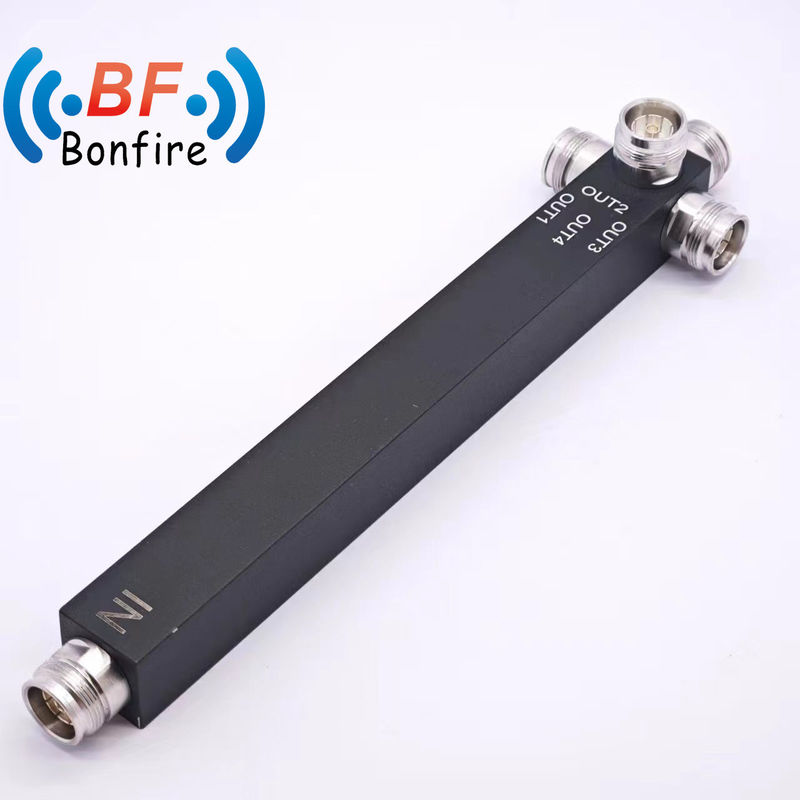 4.3-10 698-3800MHz の範囲内の N-F/DIN-F インターフェースのための女性反応性4方向電源分割器