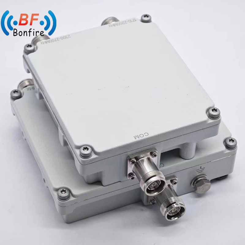 RFディプレクサー 1920-2170 2300-2400 2500-2700MHz 200W Ibs 黒用 N 女性コネクタ
