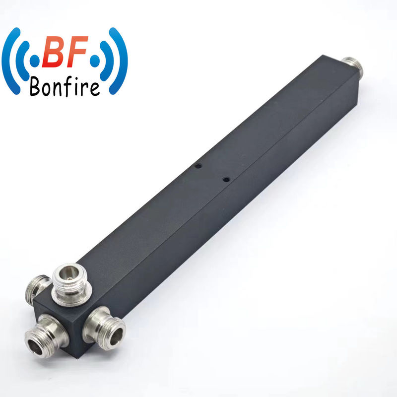 GFQ-617-4000MHz 50W 4 Way SMA 女性型 RF パワースプリッター/ディバイダー 生産 OEM/ODM