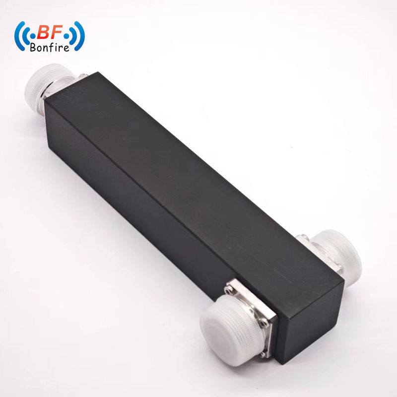 グレー 2 Way Splitter 2400-6000MHz DIN-F 黒 カスタマイズされたパッケージ 総重量 0.510kg