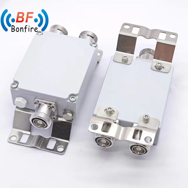 容量 200W N 男性から女性へ RF Attenuator 15dB DCから 2300-2400 2500-2700MHz 50オーム