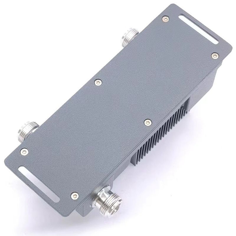 2 in 1 out RFワイヤレスハイブリッドカップラー 建物内 698-3800MHz とカスタマイズ