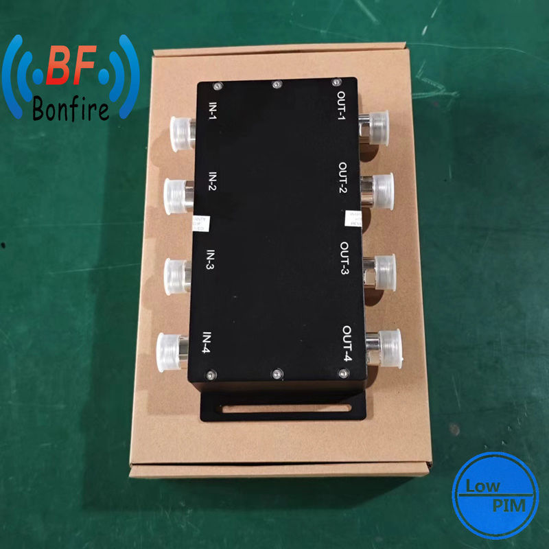 698-3800MHz UHF 3dB 4 in 4 out マトリックスハイブリッドカップラー 4.3-10-F/DIN-F/N-F インターフェース