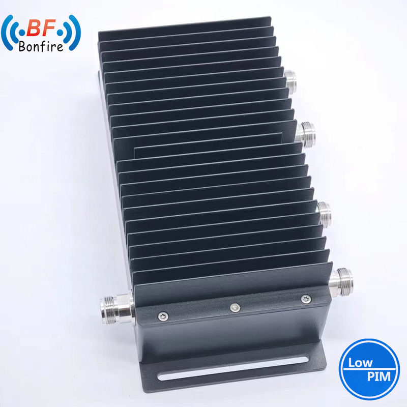 698-4000MHz 5g RF ブロードバンドハイブリッド コンビナー 2X2 RF コンビナー グレー/赤/黒/カスタマイズ