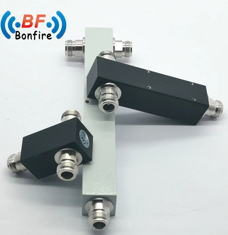300W 350-3800MHz 3Way Power Splitter N 女性接続器 室内・室外 IP65