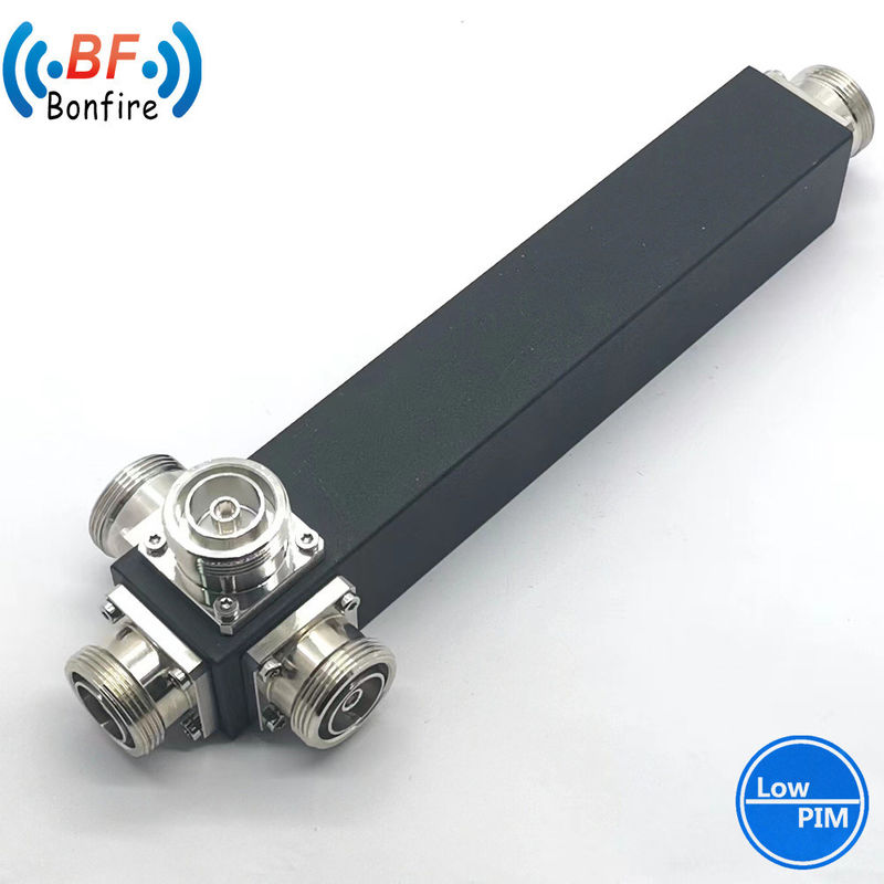5g 製品 698-4000MHz 反応性空洞電源分割器 2 Way 顧客要件と