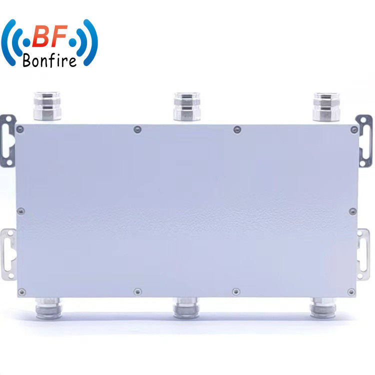 698-4000MHz 3イン3アウト 3dB 3 3 RFハイブリッドカップラー 公共の安全のためのハイブリッドコンビナー Ibs Das
