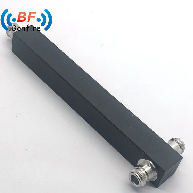 698-3800MHz 2 方向 RF 腔力分割器 N 男性入力 N 女性出力