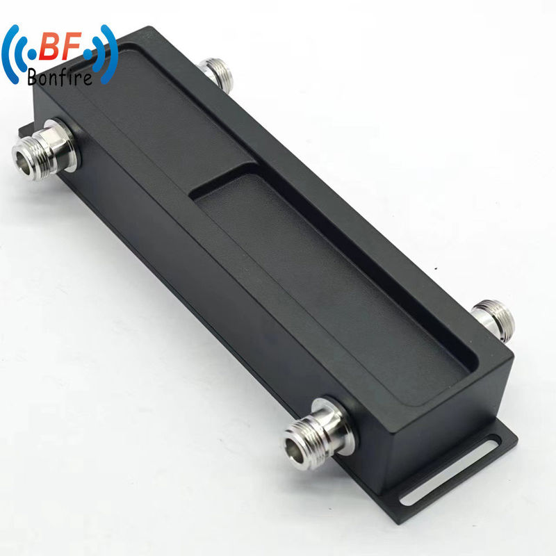 698-4000MHz RFハイブリッドカップラー 2X2ハイブリッドコンビナー N /4.3-10 /DIN IBs/Das用のコネクタ