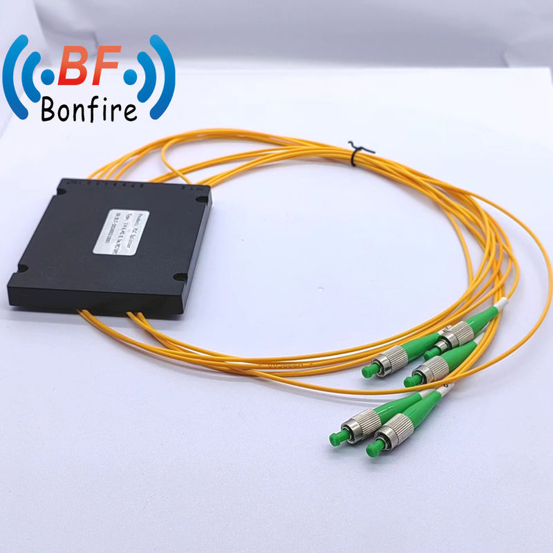 1*4 シングルモード PLC スプリッター 0.500kg パッケージサイズ 25.00cm * 20.00cm * 10.00cm