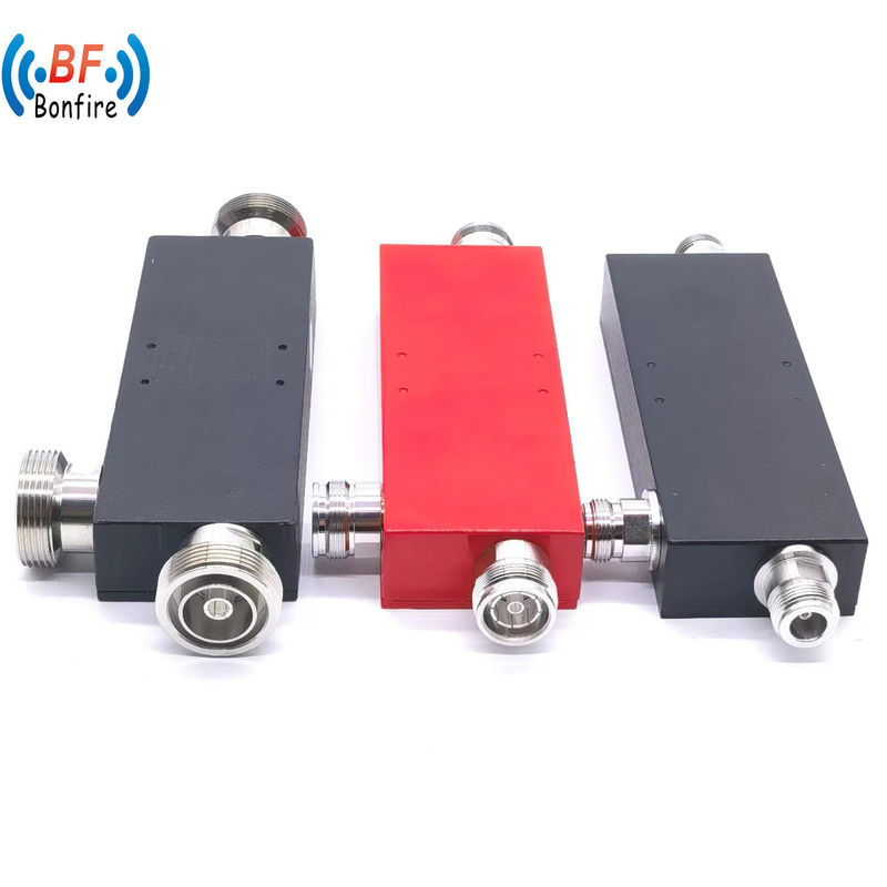 OHQ-0742-XX7701 555-6000MHz 15dB 20dB 30dB 空気空洞カップラー RFマイクロ波カップラー