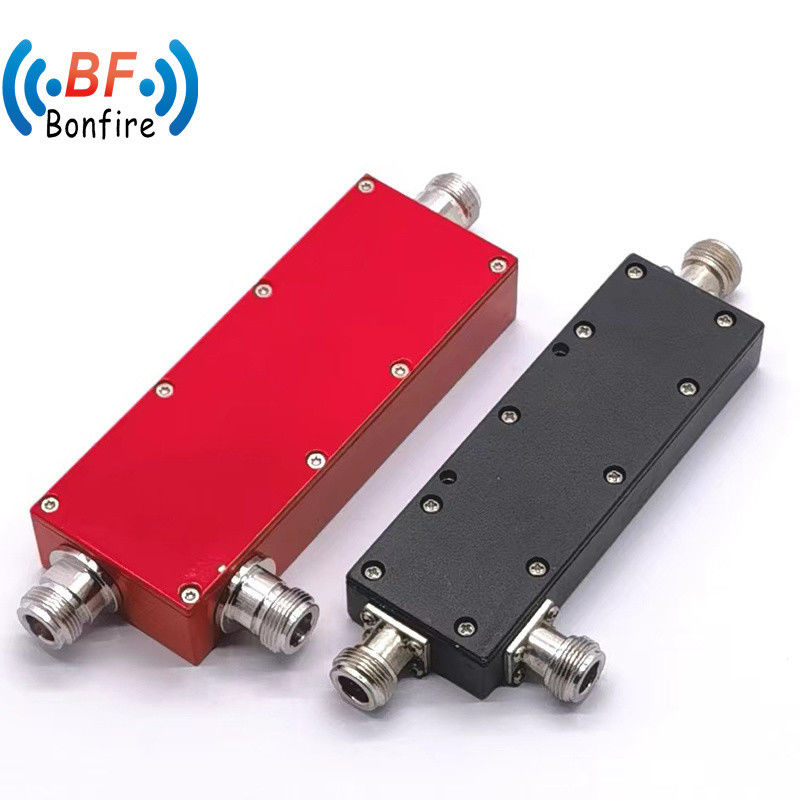 698-3800MHz 20dB RF カップラー カップリング度 300W 0.34dB 低挿入損失空洞方向カップラー