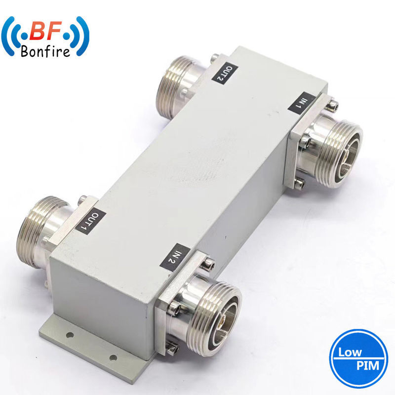 698-3800MHz 室内/室外 IP65 対応の2方向 RF ハイブリッド コンビナー/ハイブリッド カップラー