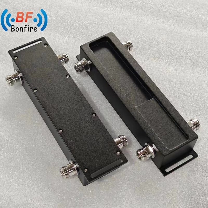 低RFハイブリッドカップラー 2X2ハイブリッドカップラー 4.3-10-F/DIN-F/N-Fインターフェイス 698-3800MHz