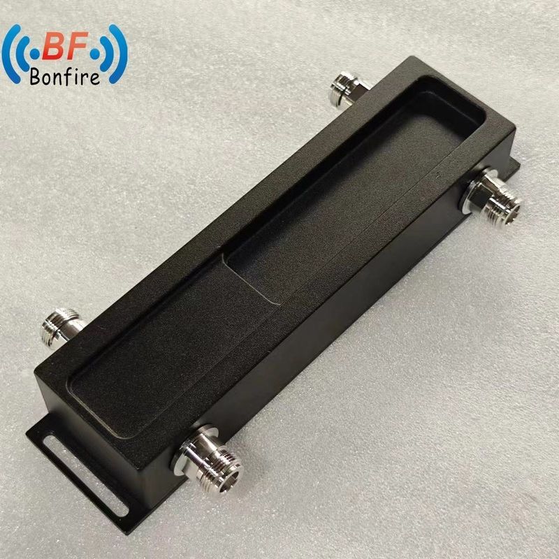 2 in 2 out 698-3800MHz Low Vswr RF ハイブリッド コンビナー 4.3-10-F/DIN-F/N-F インターフェース