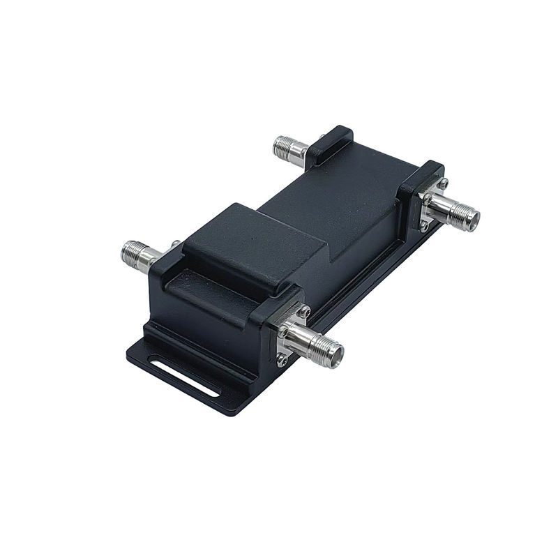 パッケージ 総重量 1,000kg ハイブリッド コンビナー 2 in 2 698-4000MHz Nex10 5G DAS/IBS
