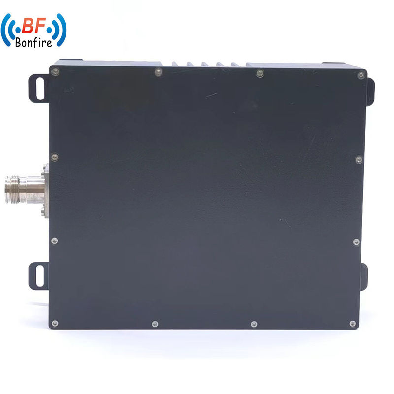 200W低ピム負荷 RF終止負荷 350-6000MHz グレー/赤/黒の内部の建物