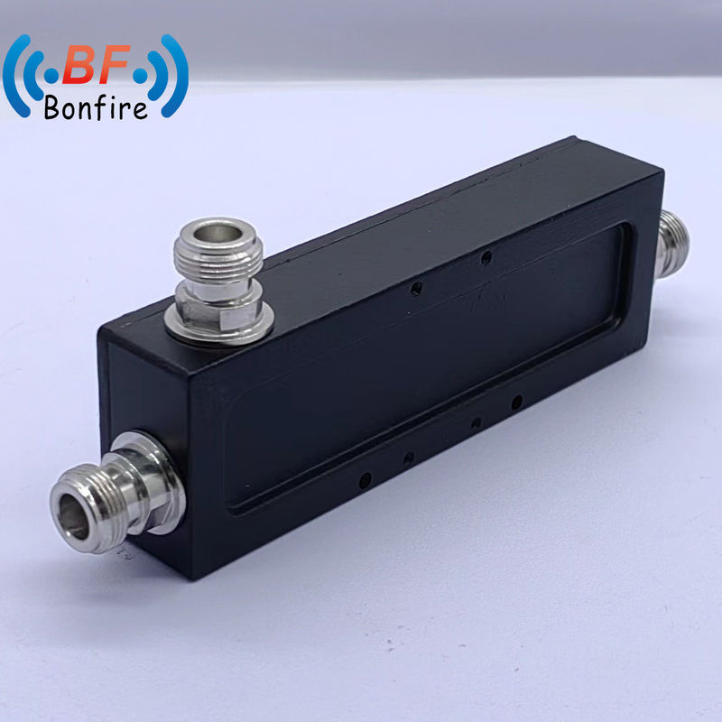 698-2700MHz 8dB RF カップラー DAS/IBS パッケージ サイズ 10.00cm * 20.00cm * 10.00cm